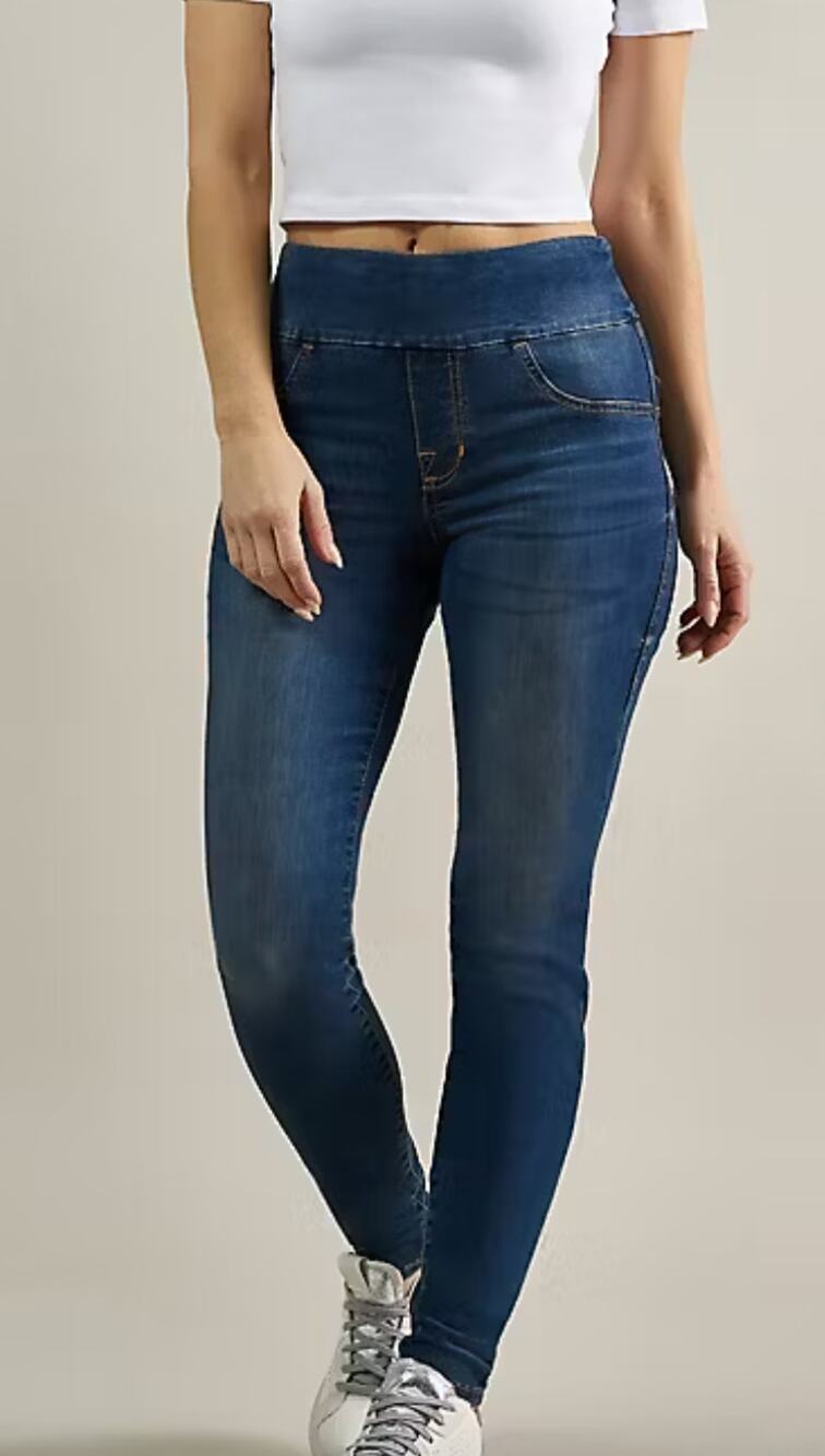 Rock & Republic Slimming Denim FEVER Dark Wash Pull-On Legging Jeans